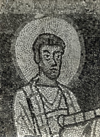 Zigrossi, Giuseppe — Anonimo romano sec. IX - S. Maria in Domnica, mosaico dell'arco trionfale: terzo apostolo di sinistra — particolare